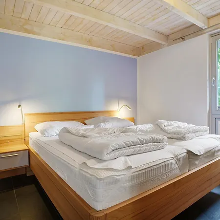 Haus E 1 Feriehus *